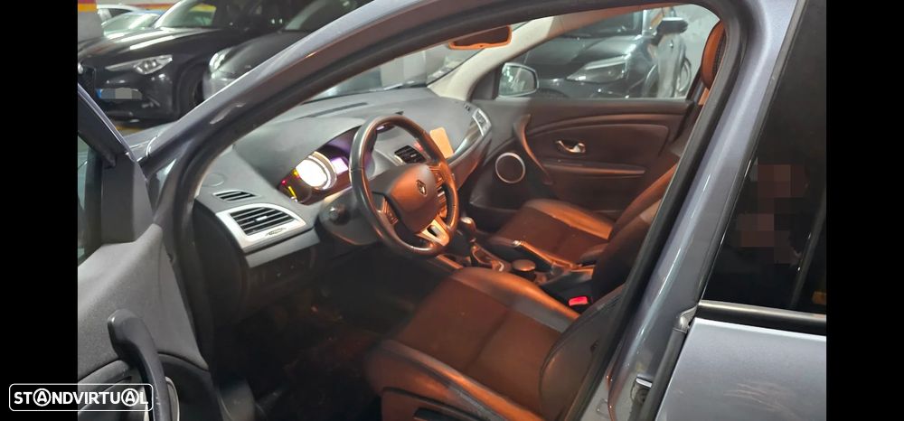 Renault Mégane 1.5 dCi Dynamique S - 2
