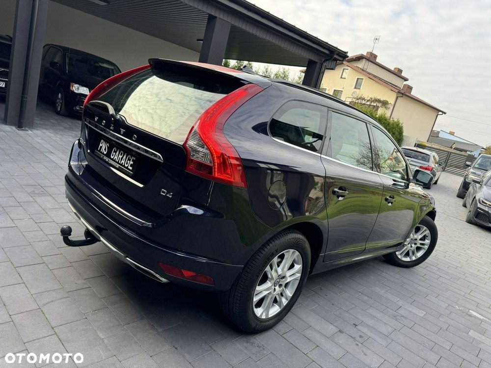 Volvo XC 60 D4 AWD Geartronic Momentum - 3