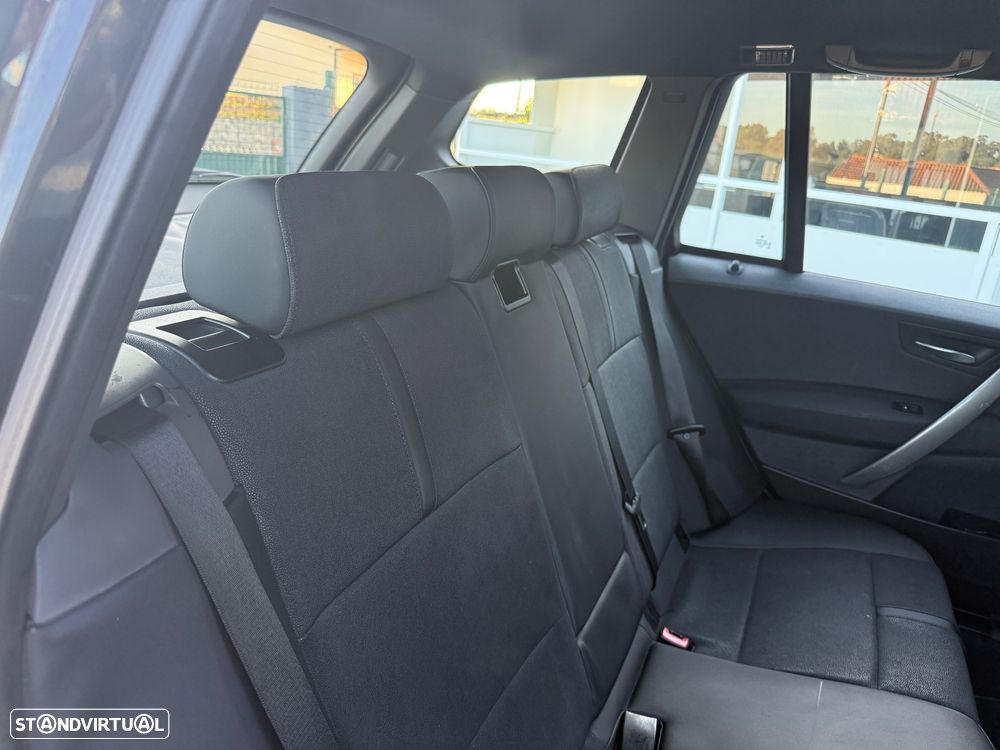 BMW X3 2.0 d LifeStyle - 18