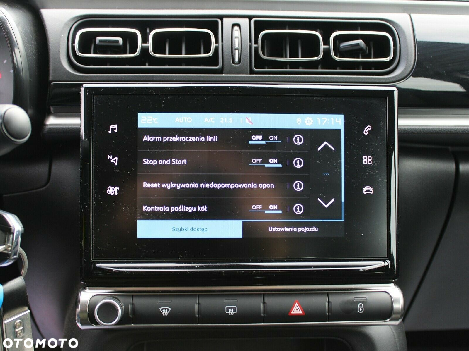 Citroën C3 1.2 PureTech Shine - 21