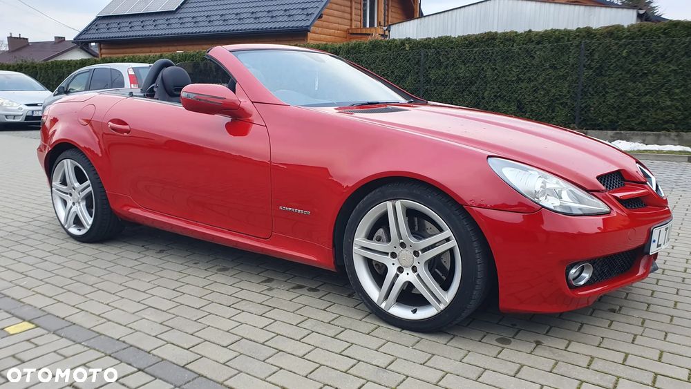Mercedes-Benz SLK 200 BlueEFFICIENCY 7G-TRONIC Roadster pur - 28