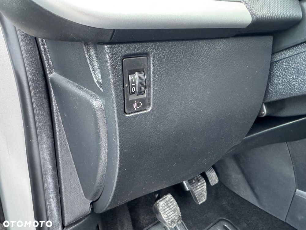 Peugeot 207 95 VTi Urban Style - 16