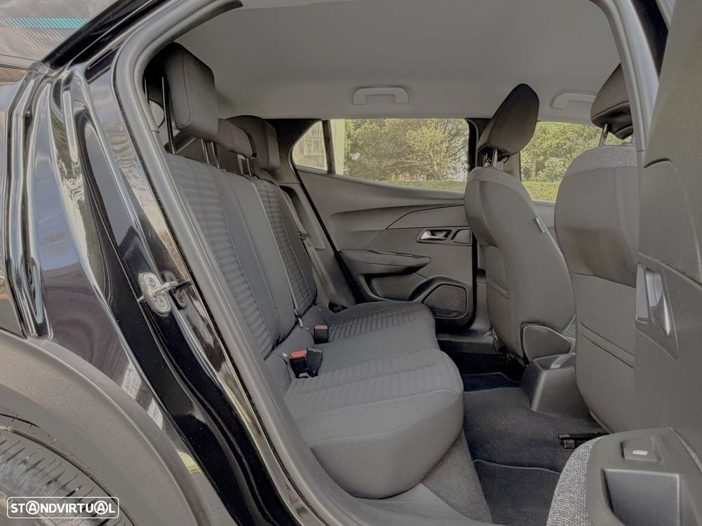 Peugeot 2008 1.2 PureTech Signature - 9