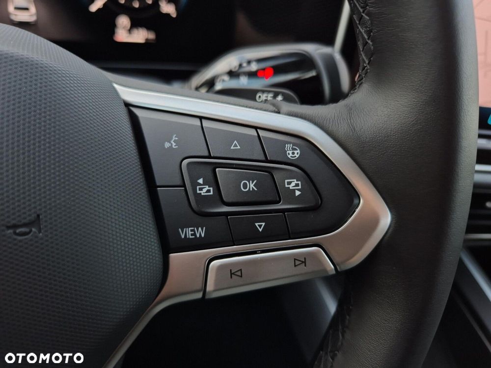 Volkswagen Passat - 22