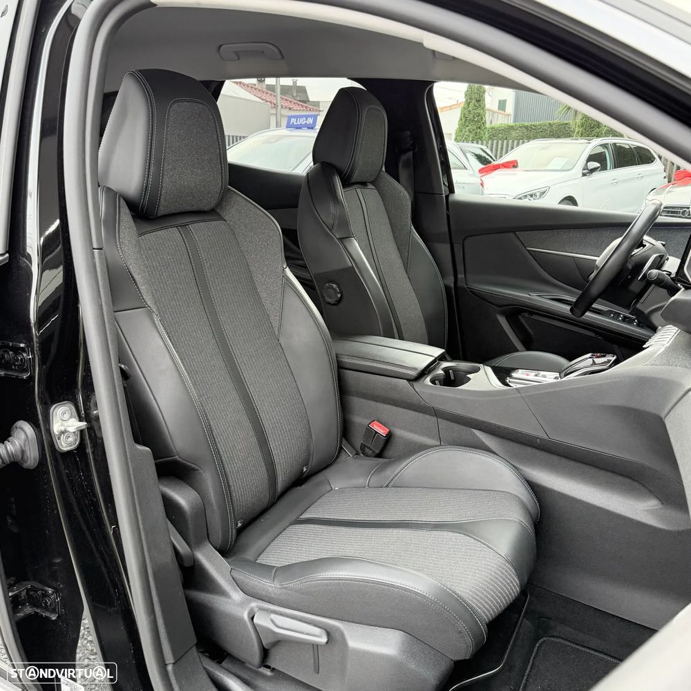 Peugeot 3008 1.5 BlueHDi Allure EAT8 - 19