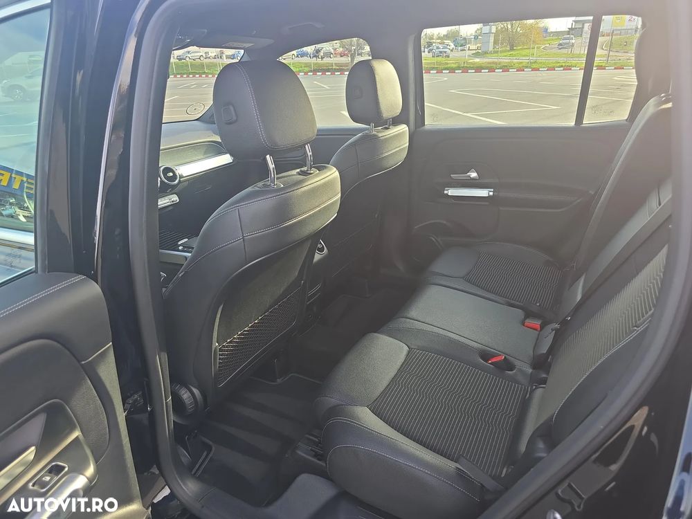 Mercedes-Benz GLB - 27