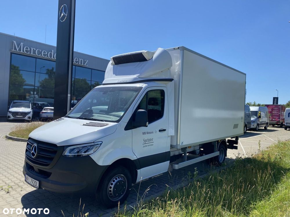 Mercedes-Benz Sprinter - 3