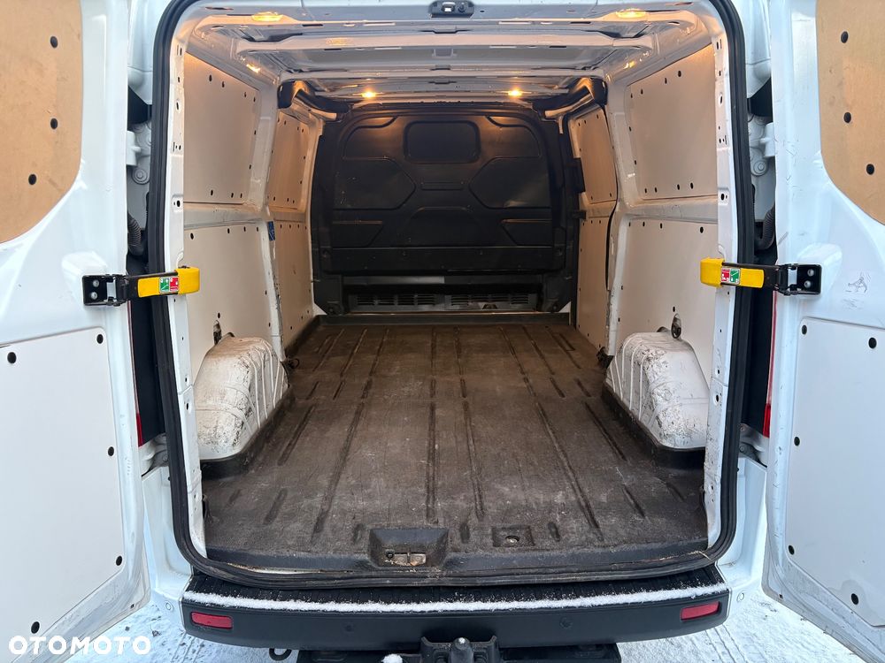 Ford Transit Custom - 15
