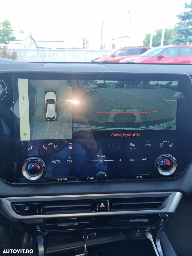Lexus Seria RX 450h+ E-Four PHEV Luxury - 11