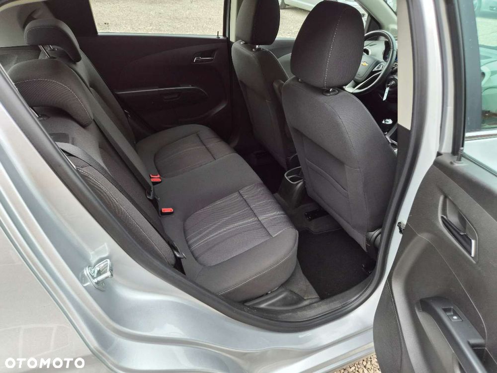 Chevrolet Aveo - 19