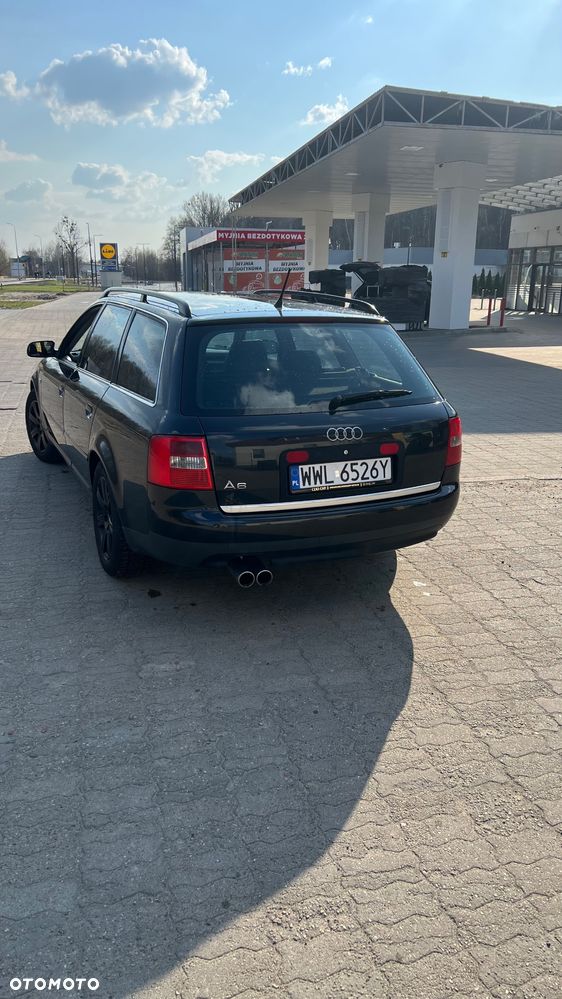 Audi A6 Avant 2.4 - 11