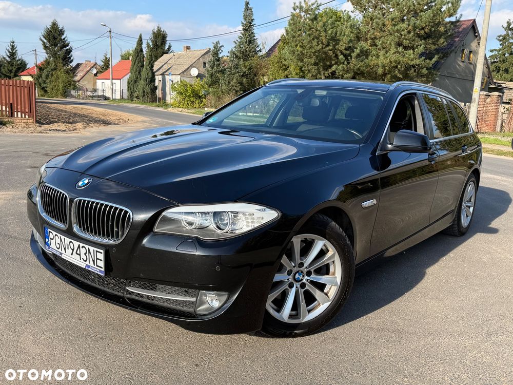 BMW Seria 5 520d Sport-Aut - 3