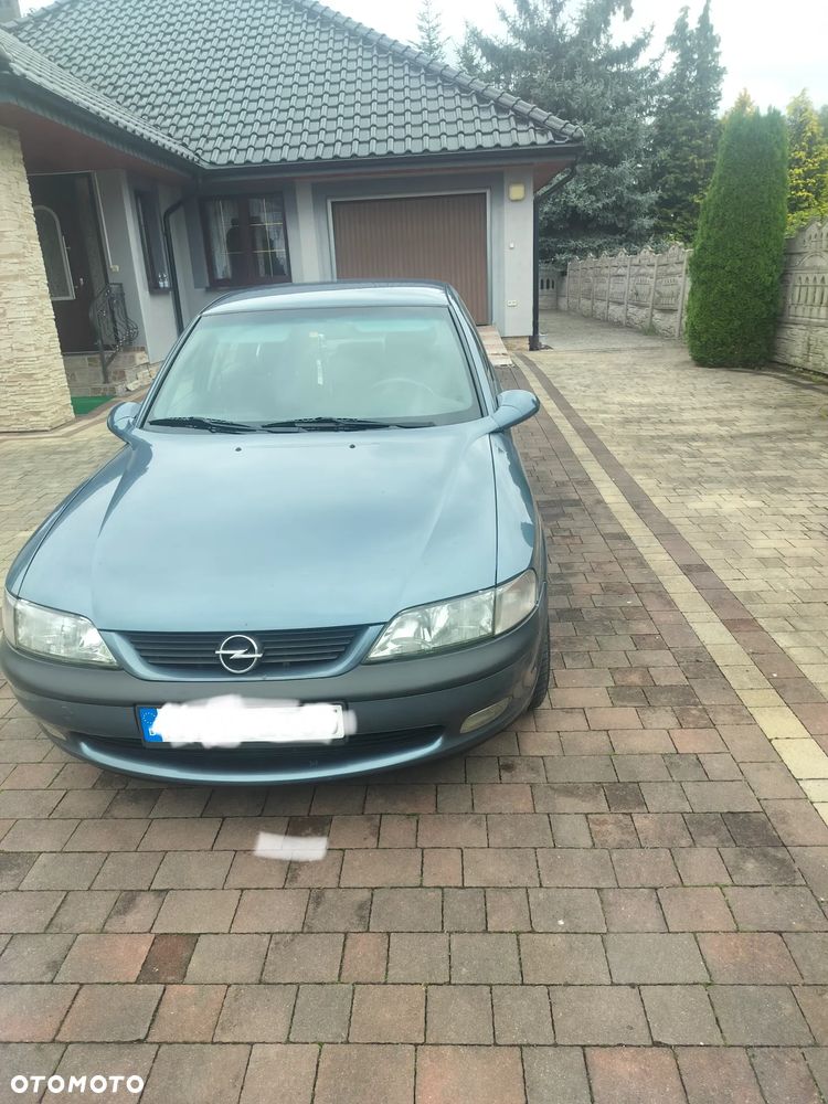 Opel Vectra - 1