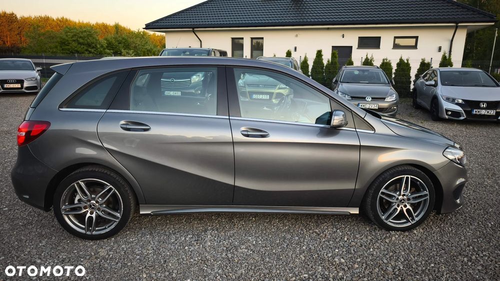 Mercedes-Benz Klasa B 180 AMG Line - 28