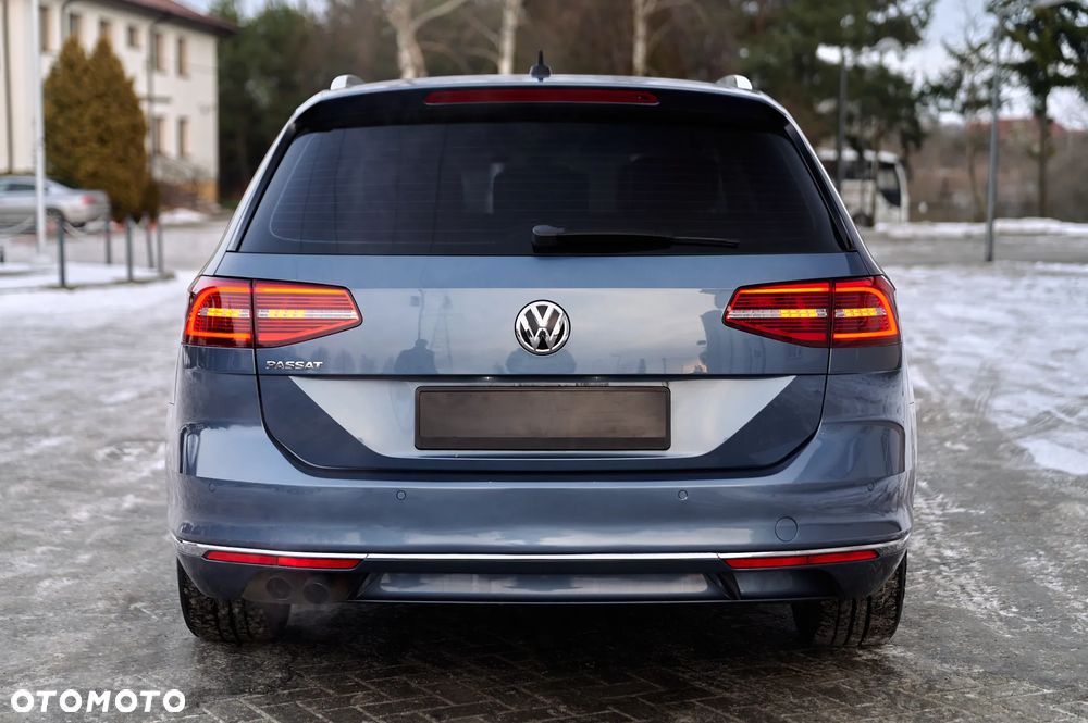 Volkswagen Passat Variant 2.0 TDI BMT Highline DSG - 12
