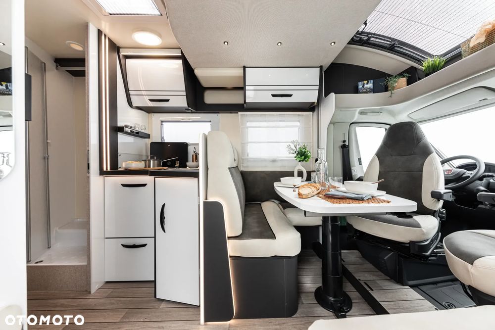 McLOUIS MC4 373 - 5 osobowy - 7