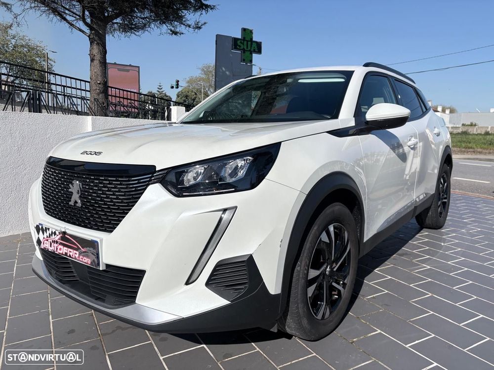 Peugeot 2008 1.2 PureTech Allure - 40