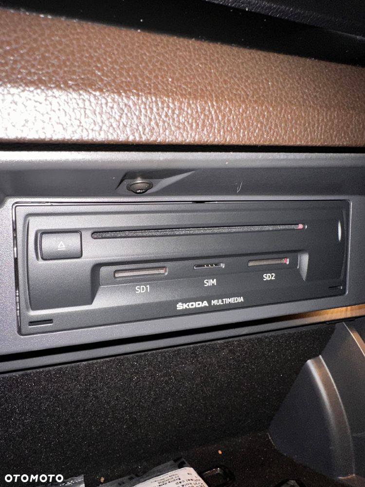 Skoda Superb 2.0 TSI 4x4 L&K DSG - 30