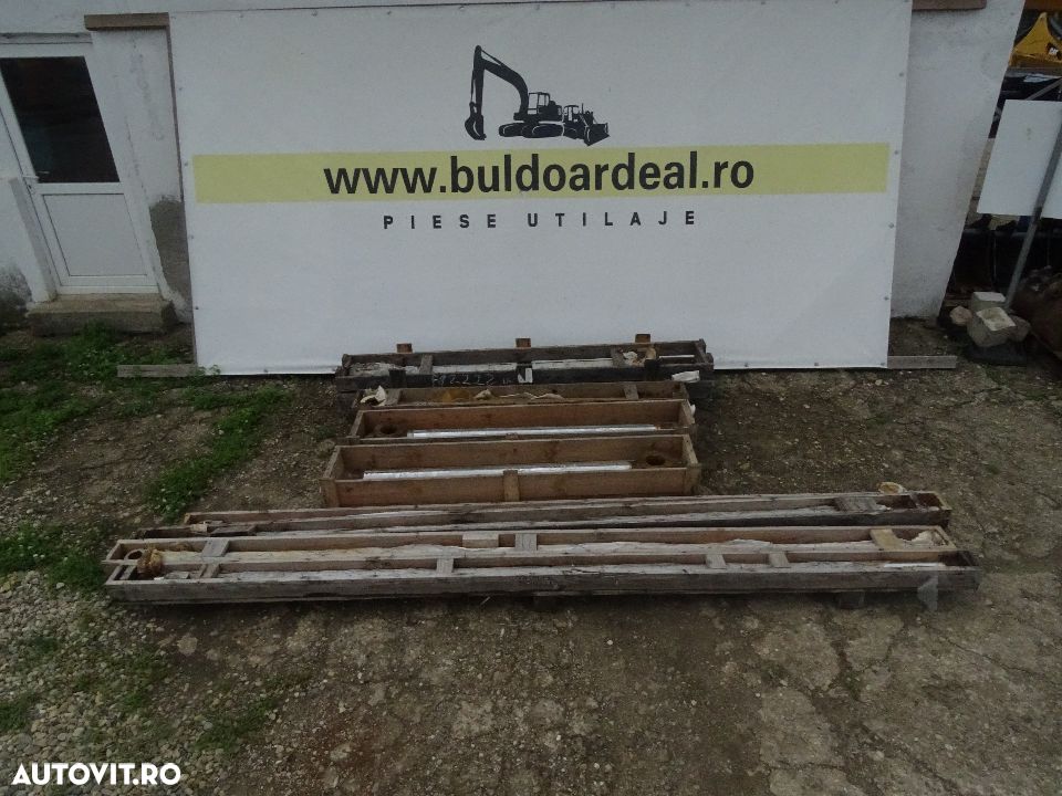 Tije cilindrii hidraulici Noi diferite dimensiuni - 1
