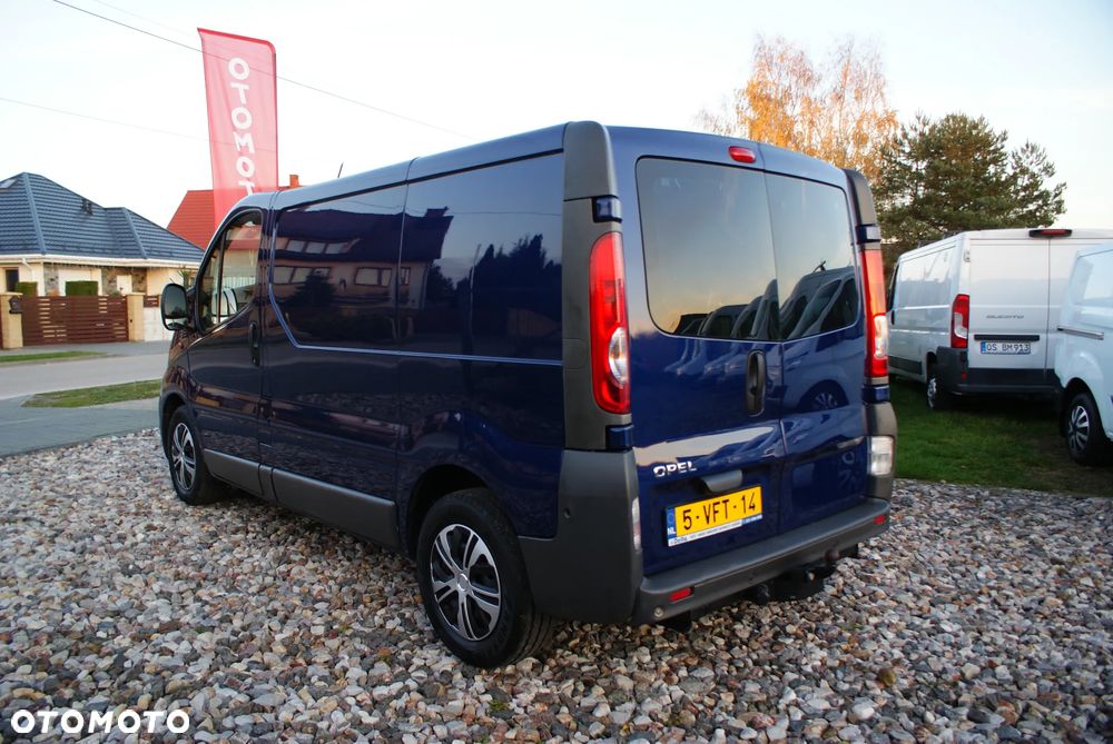 Opel Vivaro - 4