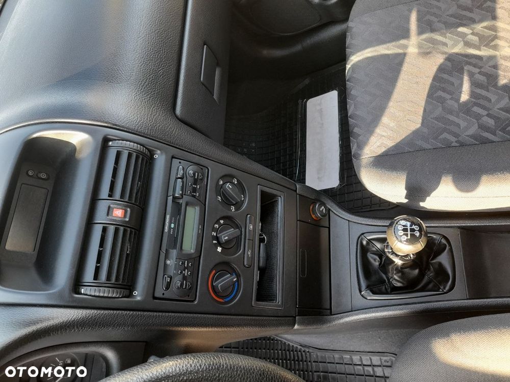 Opel Astra - 20