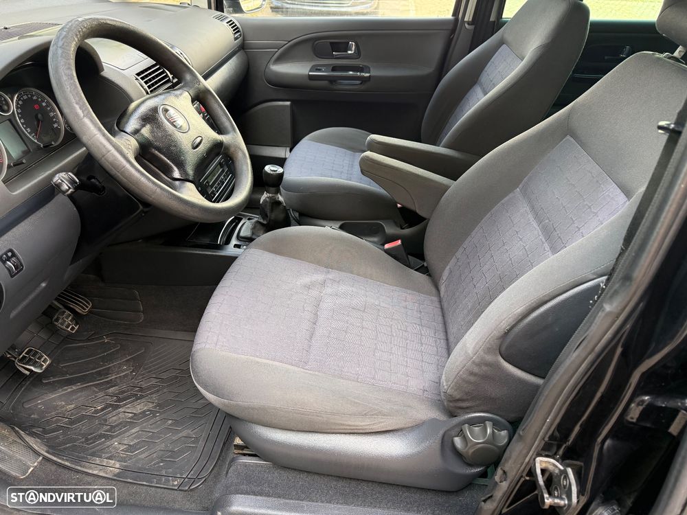 SEAT Alhambra 2.0 TDI Reference - 10