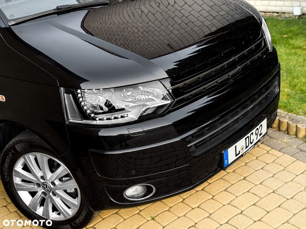 Volkswagen Multivan - 2