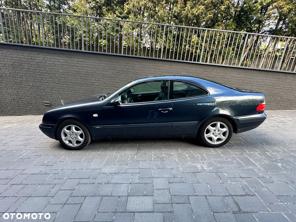Mercedes-Benz CLK - 5