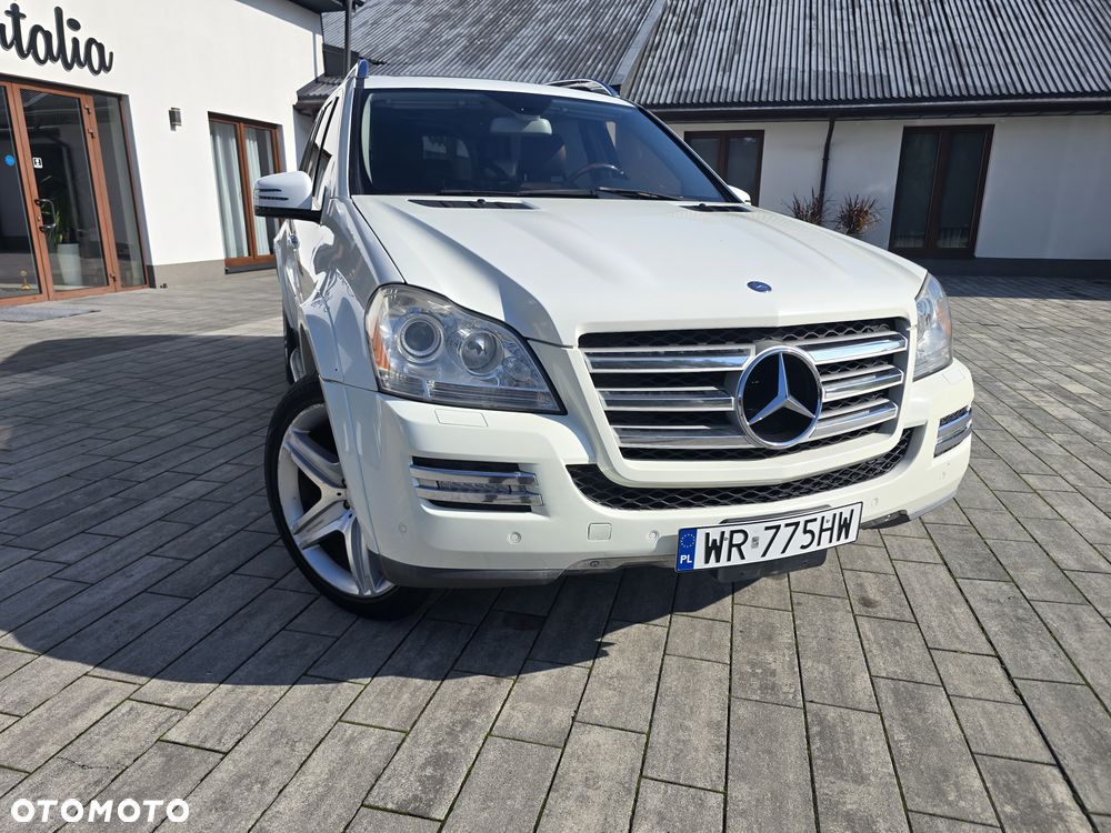 Mercedes-Benz GL 500 - 21