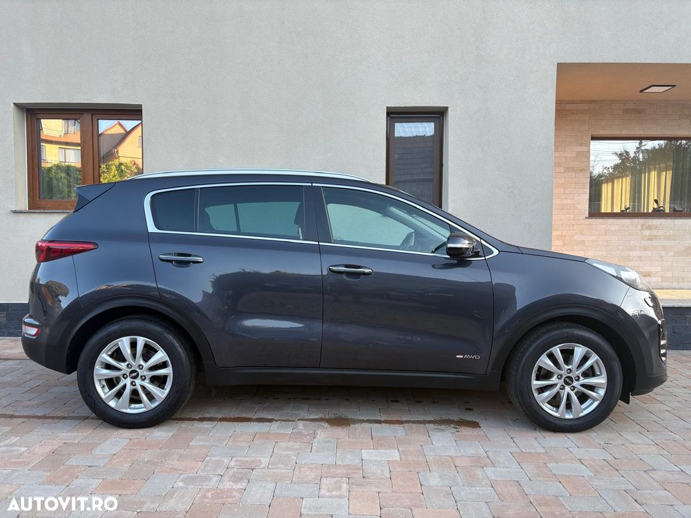 Kia Sportage 2.0 CRDI 4WD Automatik Dream-Team Edition - 2