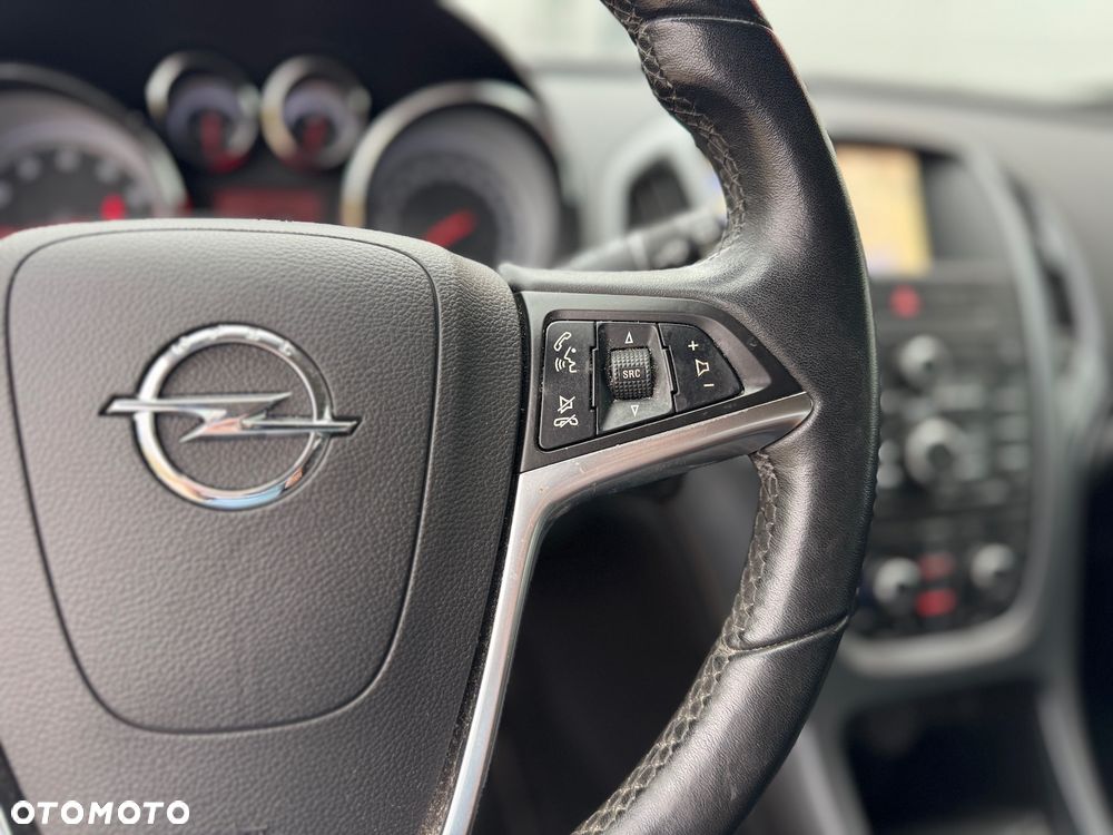 Opel Astra 1.6 Turbo Sport - 19