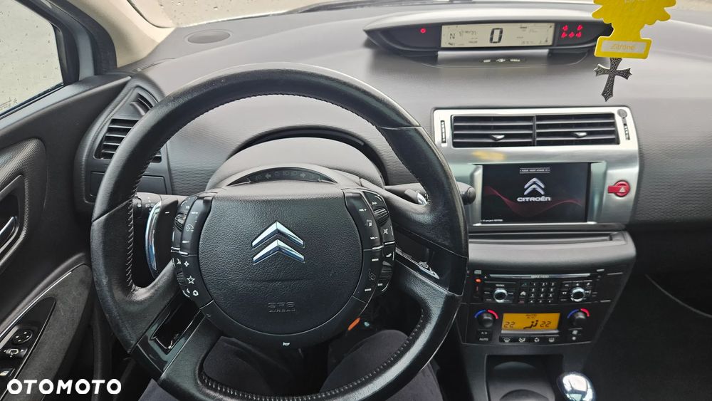 Citroën C4 HDi 110 FAP EGS6 VTR Plus - 8