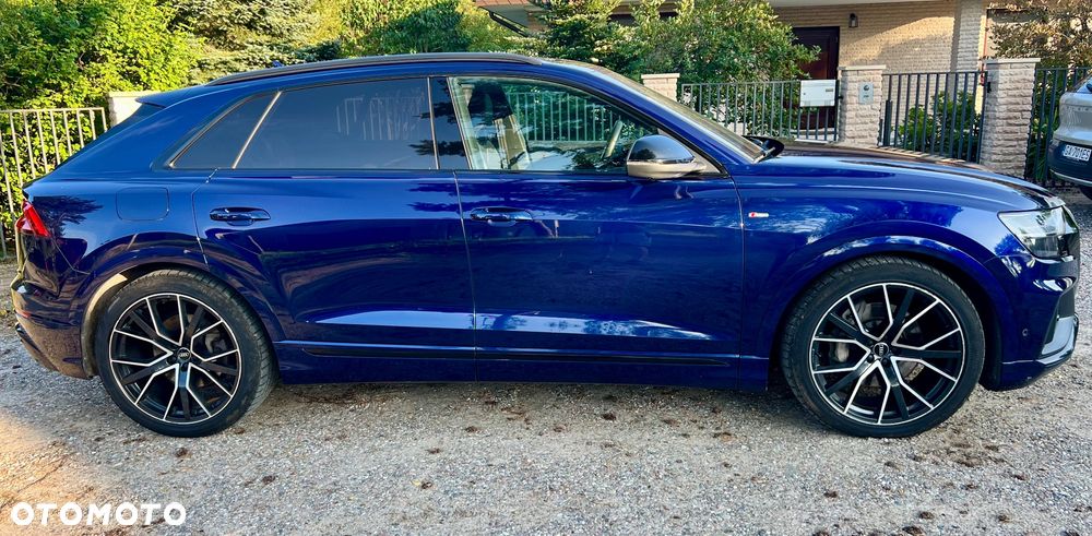 Audi Q8 - 6