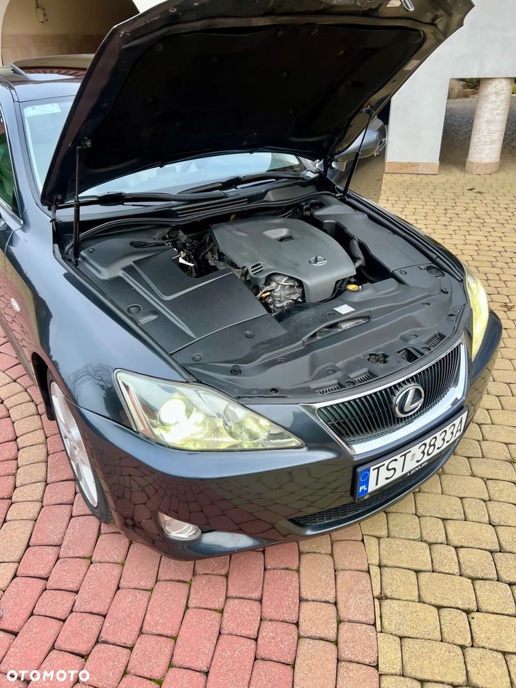 Lexus IS 220 D Prestige - 20