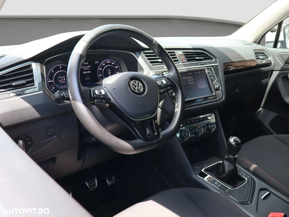 Volkswagen Tiguan 2.0 TDI DPF Comfortline - 9