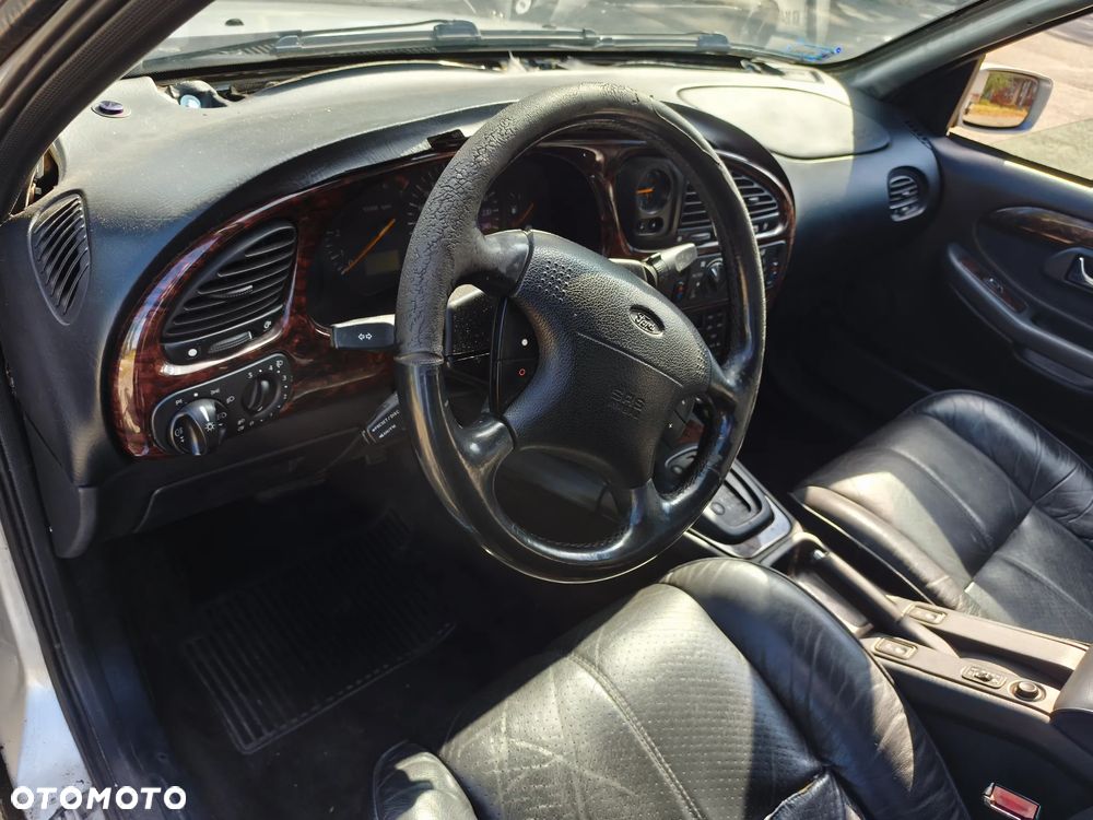 Ford Scorpio - 27