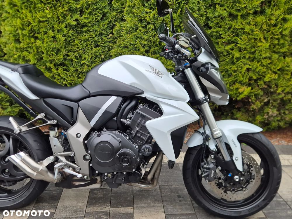 Honda CB - 8