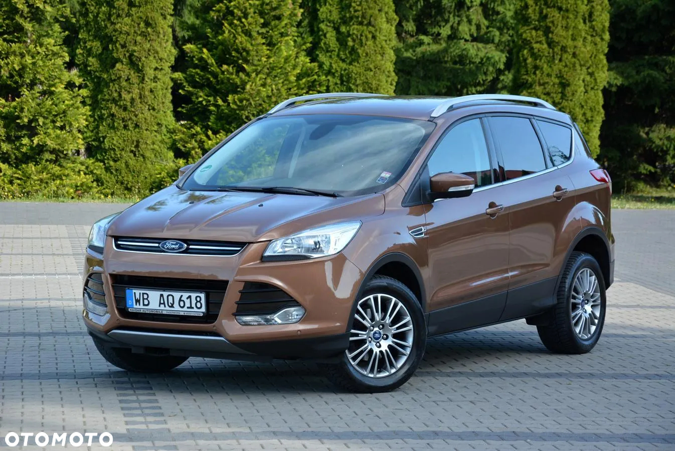 Ford Kuga 1.6 EcoBoost 2x4 Titanium - 6