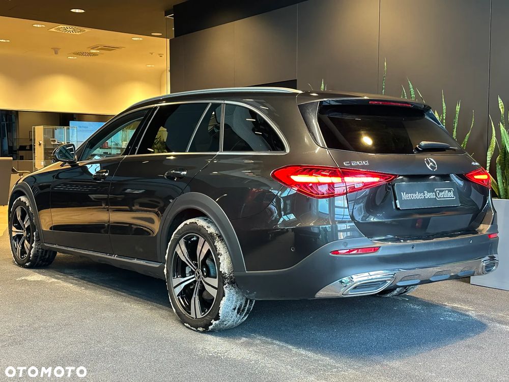 Mercedes-Benz Klasa C 200 4Matic All-Terrain 9G-TRONIC Avantgarde - 4