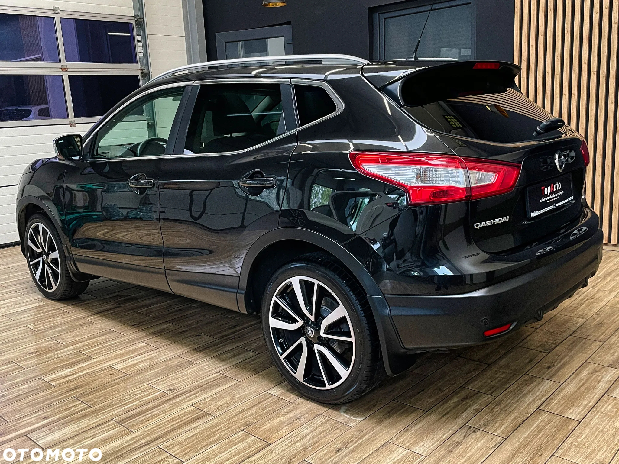 Nissan Qashqai 1.6 DCi N-Connecta Xtronic - 10