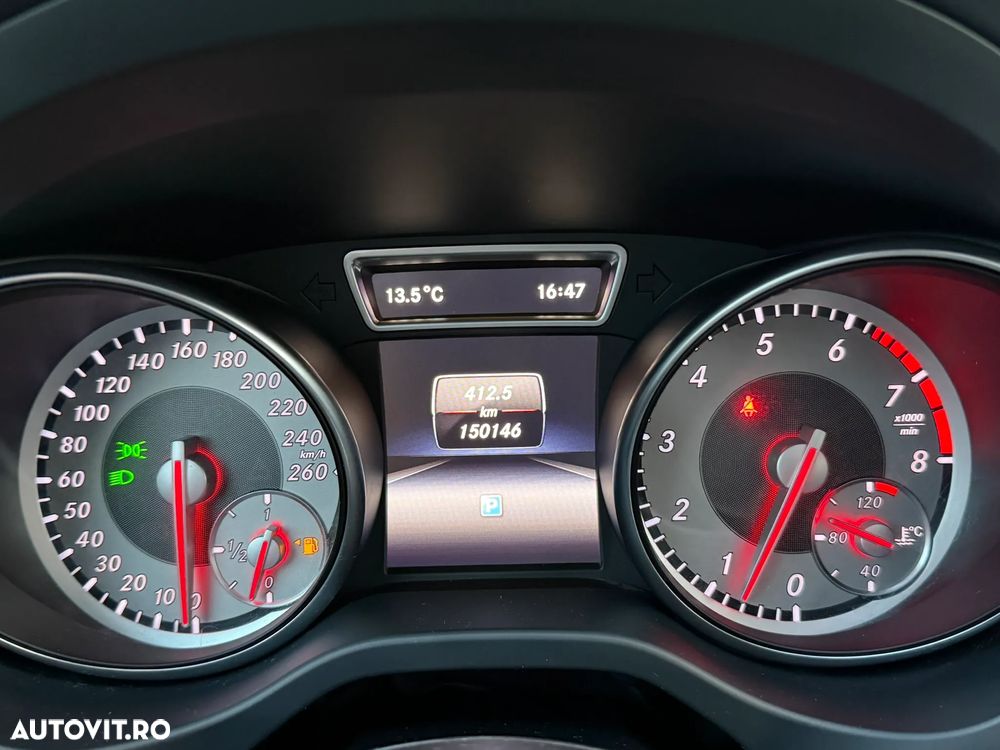 Mercedes-Benz GLA 200 AMG Line - 36