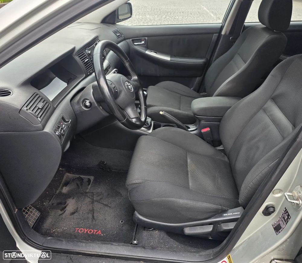 Toyota Corolla 1.4 D-4D - 9