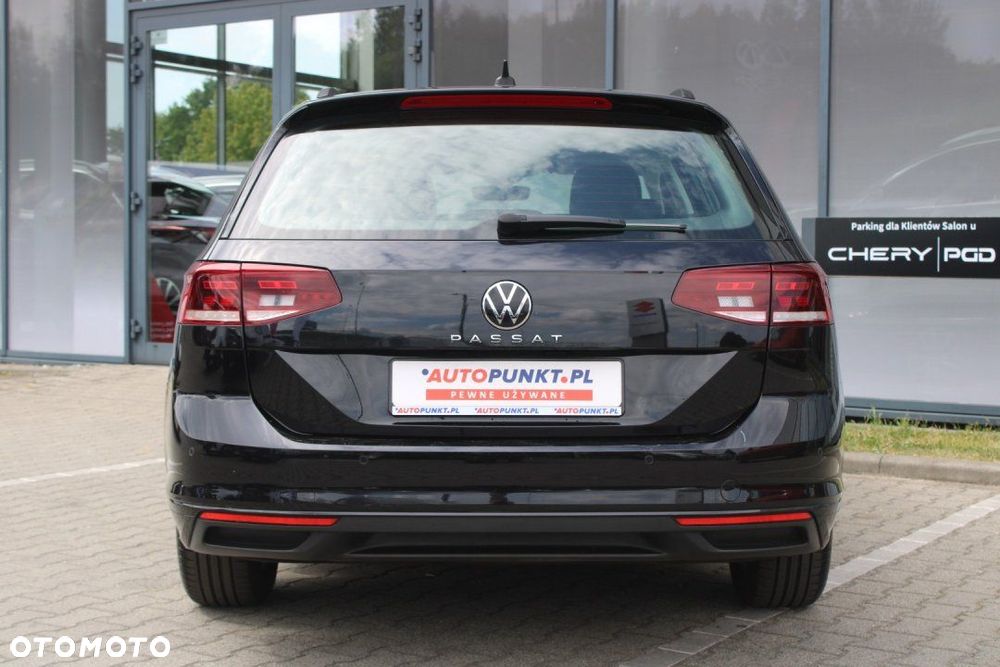 Volkswagen Passat - 6