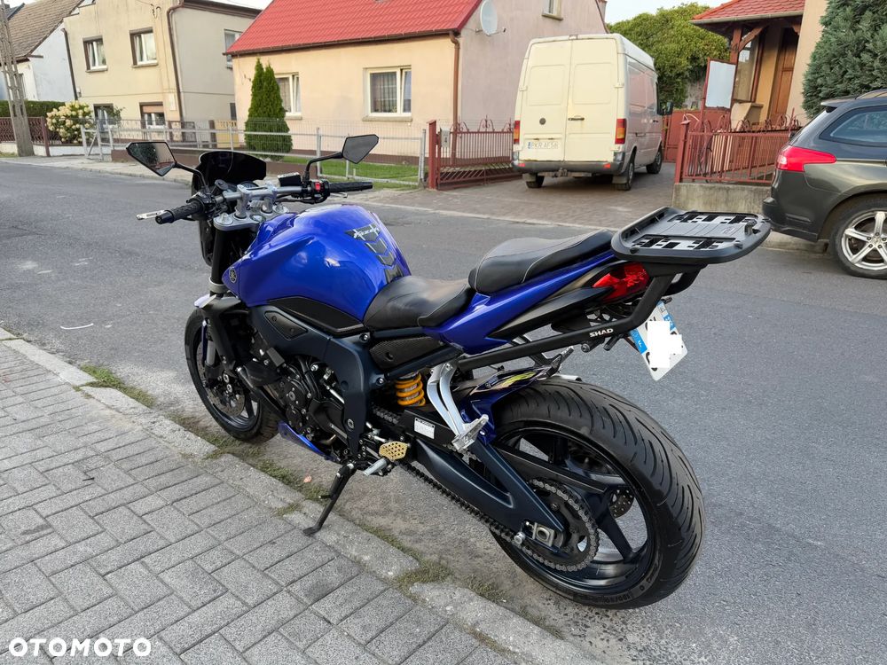 Yamaha FZ - 7
