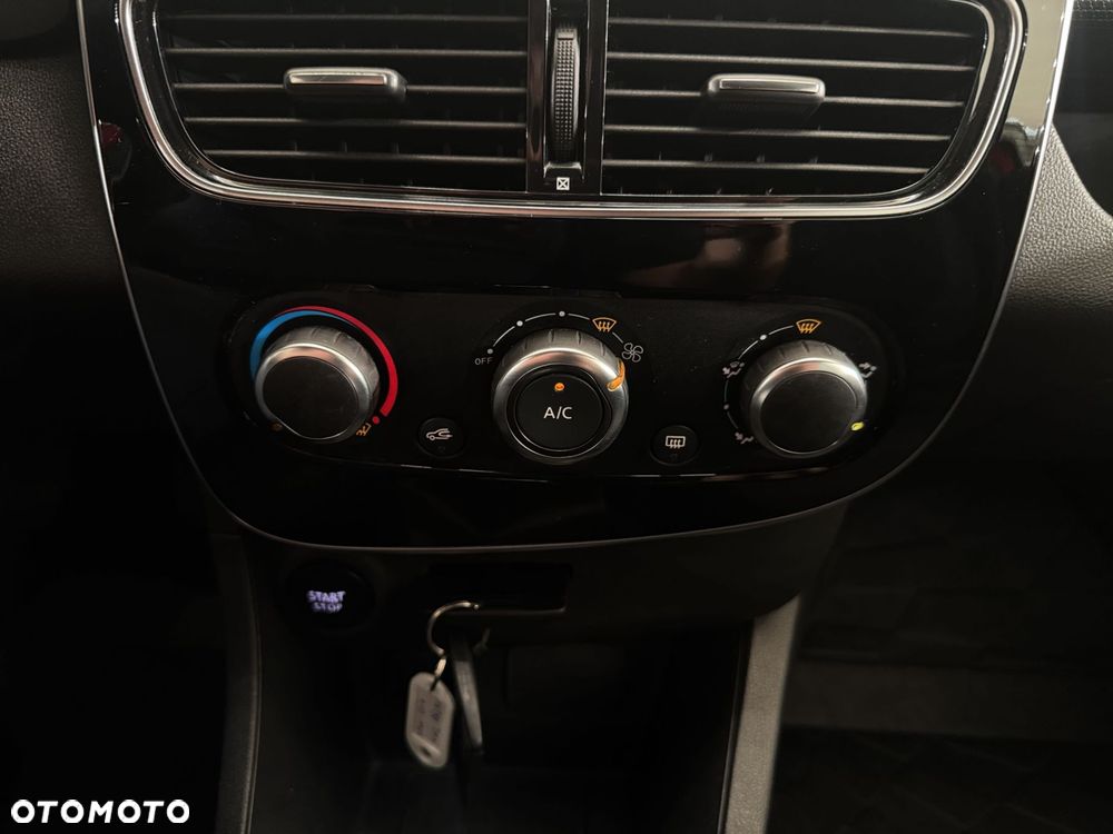 Renault Clio - 21