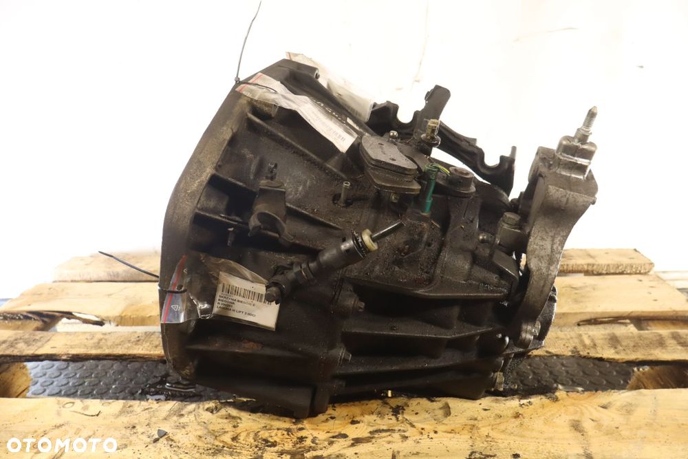 SKRZYNIA BIEGÓW 6 BIEGOWA LAGUNA III LIFT 2.0DCI - 4
