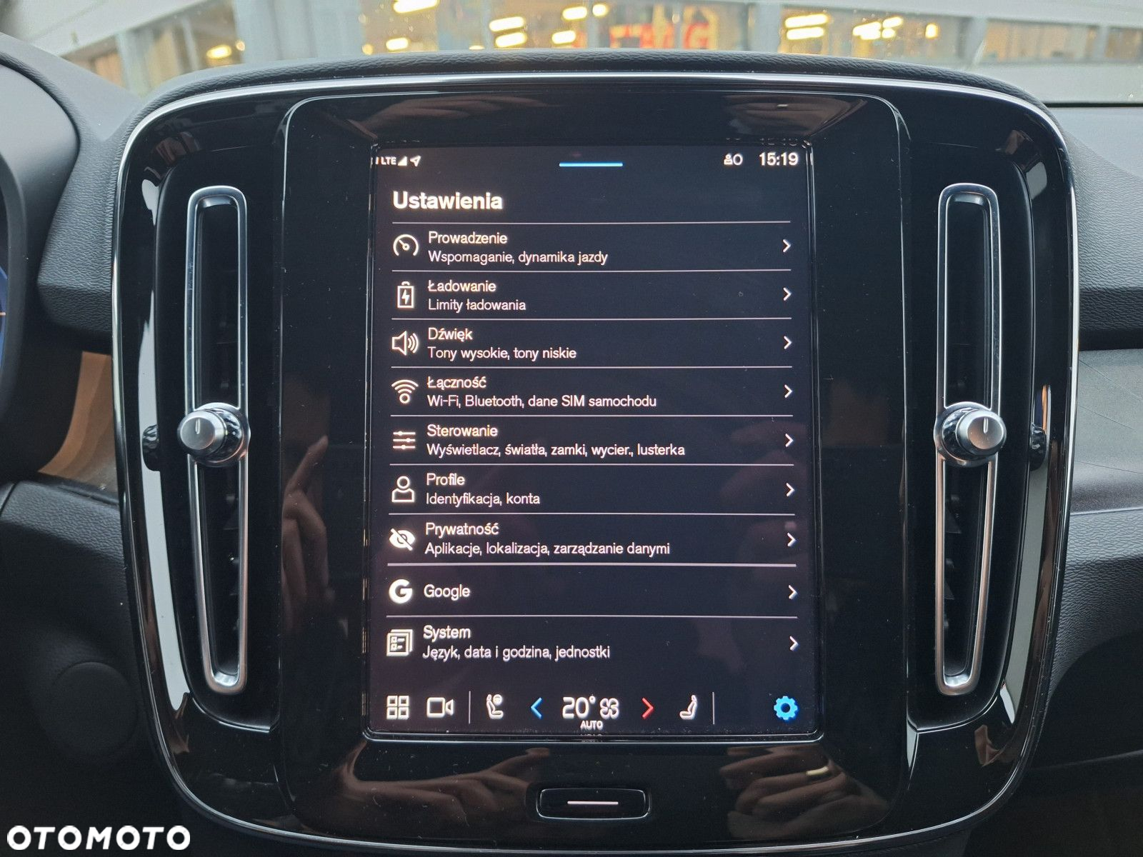 Volvo XC 40 - 20