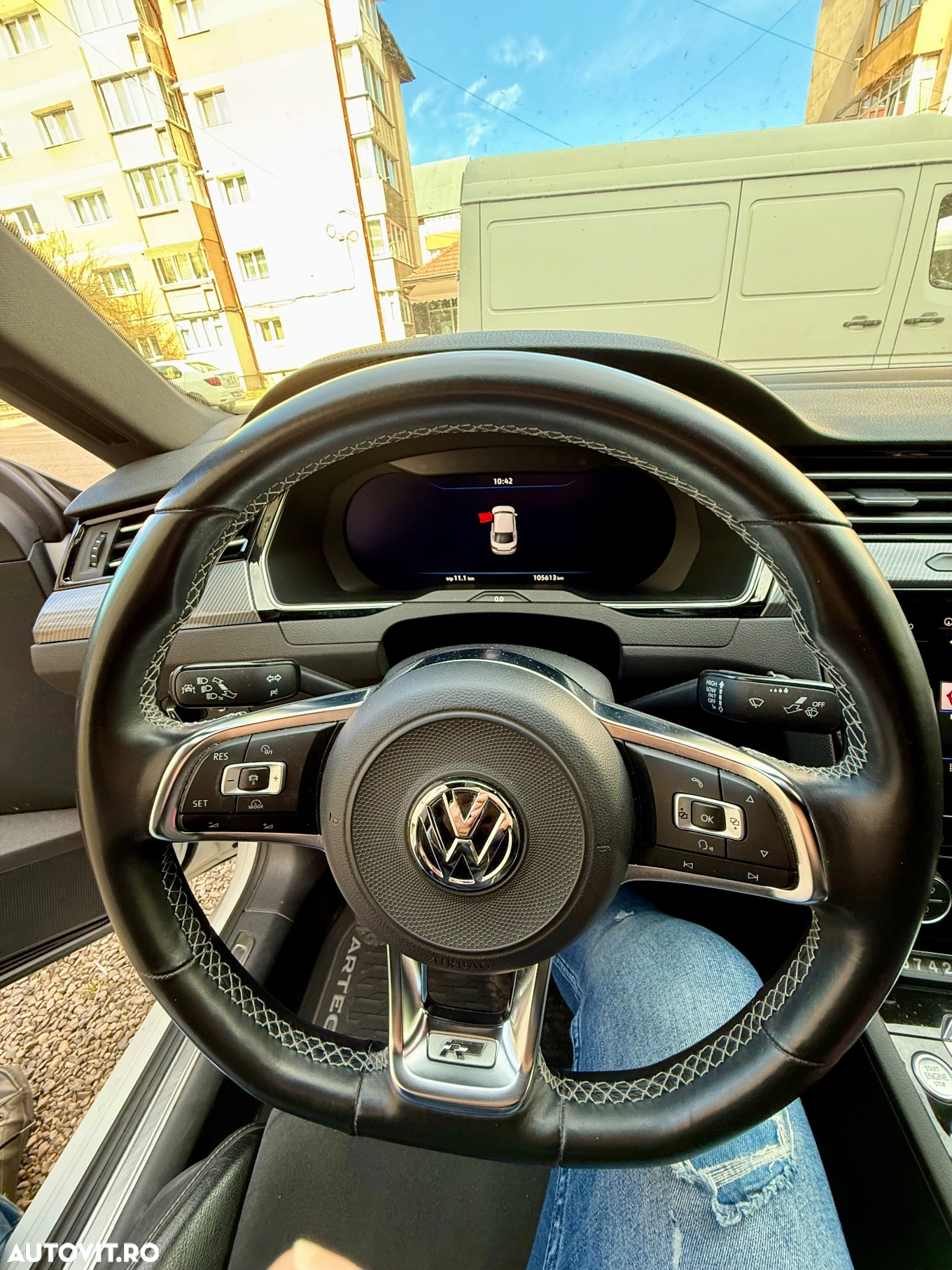 Volkswagen ARTEON 2.0 TDI R-Line - 14