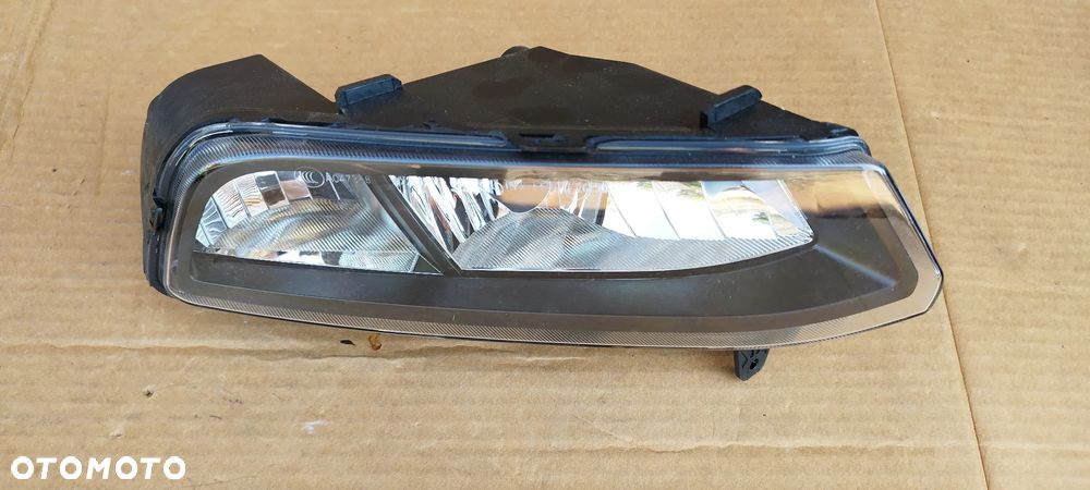 Vw Polo 6C0941662C 2014- Halogen Przeciwmgielny H8 Prawy Nowy Oryginał