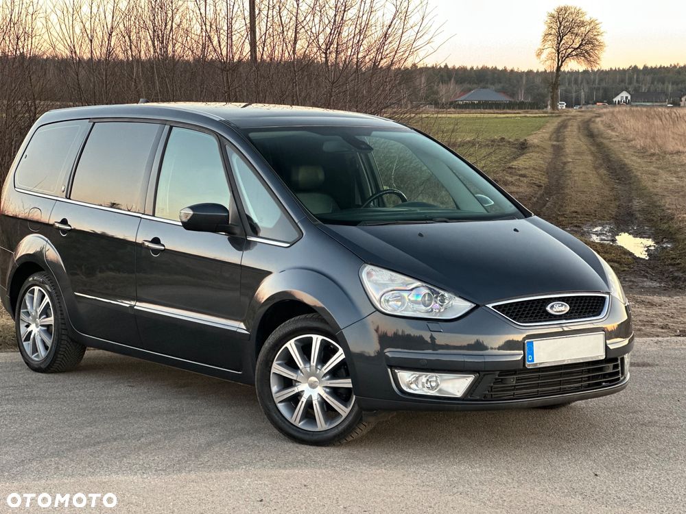Ford Galaxy - 10